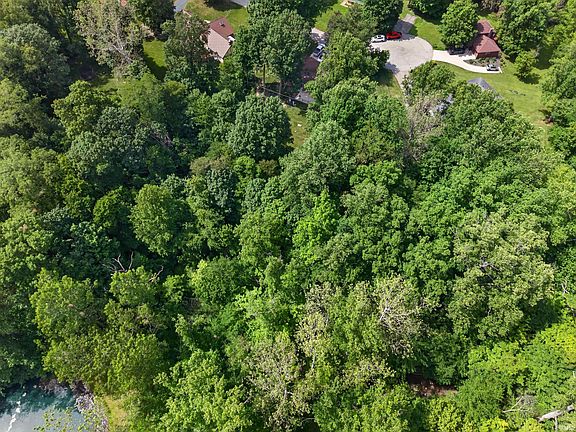 5th image of 1905 W James Dr