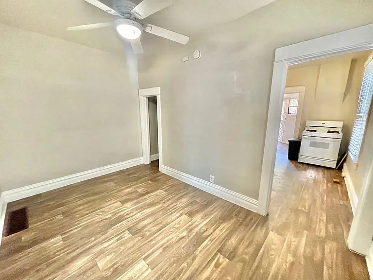 1453 S Clarkson St — Photo 8