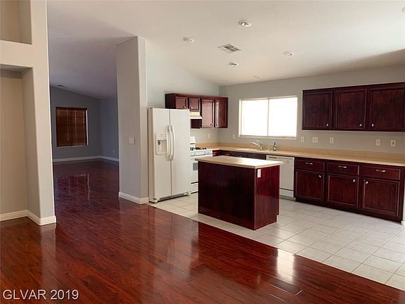 2nd image of 8549 Shady Pines Dr