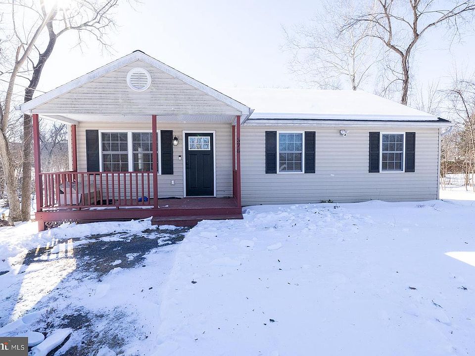 1st image of 378 Cedar Creek Dr