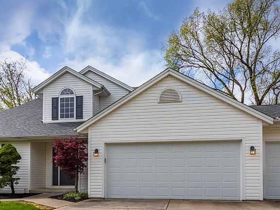 3rd image of 145 Shady Ln