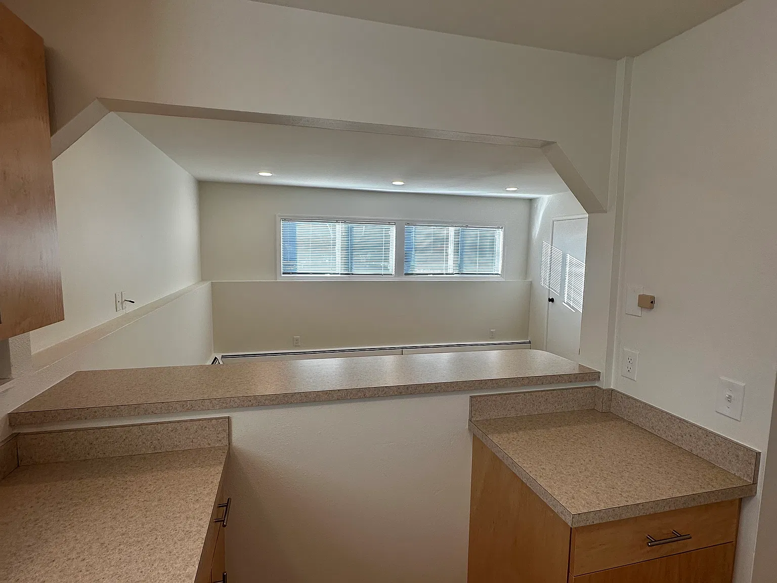 2 bed, 850 sqft, $1,650 — Photo 4