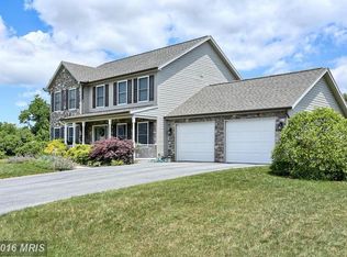 190 Granny Smith Ln, Fayetteville, PA 17222