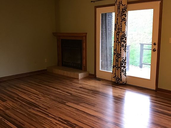 5th image of 5235 Beechcrest Dr