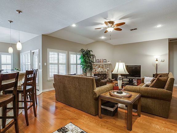5th image of 12410 Ashley Pl