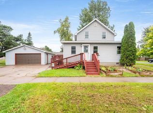 801 24th Ave E, Superior, WI 54880