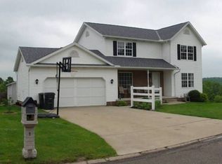 9730 Lafont Cir NE, Bolivar, OH 44612