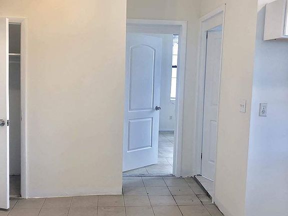 2nd image of 2721 Morris Ave APT Bb