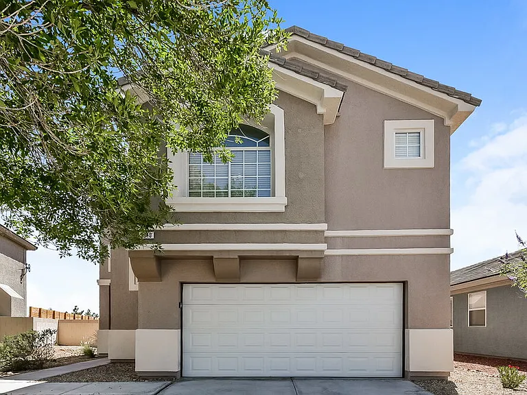 3940 Camryn Holly St — Photo 1