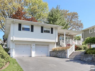 564 Mackay Ave, Oradell, NJ, 07649
