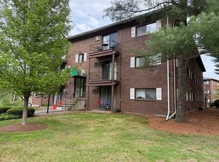 284 Codman Hill Rd APT 21B, Boxboro, MA 01719