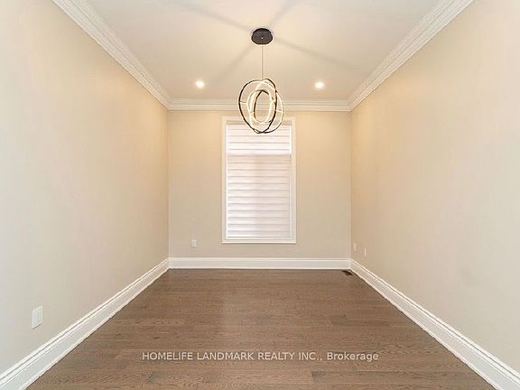 4th image of 15 Little Celeste Ct