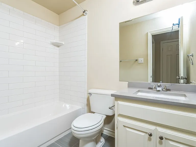 211 Dove Mdws — Photo 15