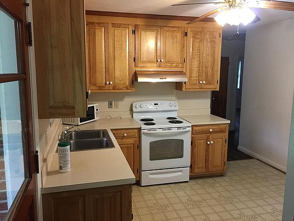 2nd image of 210 Woodroof Rd