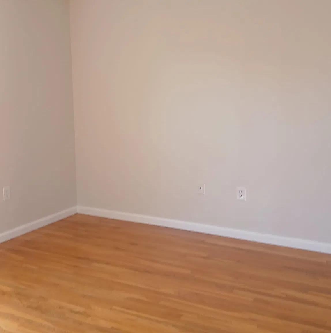 3 bed, 1200 sqft, $3,000 — Photo 1