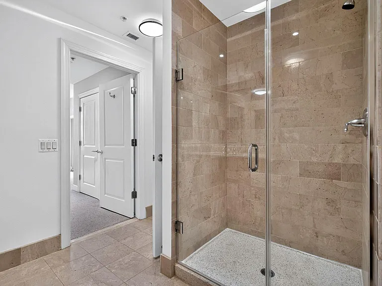 2425 L St NW #421 — Photo 15