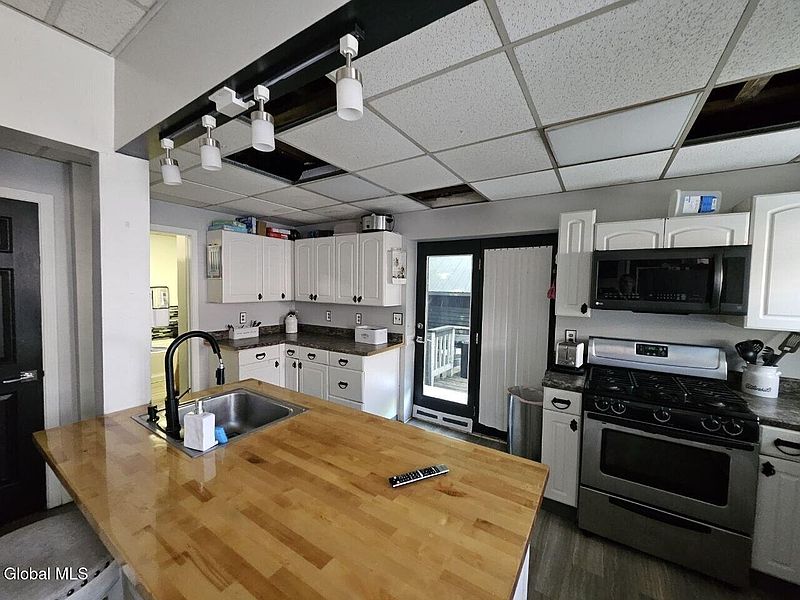 2nd image of 5 Maple Street