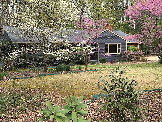 1st image of 106 Vaiden Dr