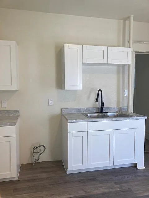 3 bed, 1104 sqft, $1,350 — Photo 2