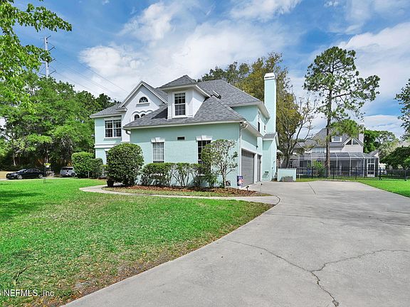 5th image of 12862 LA COSTA Court
