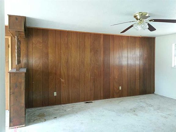 4th image of 1805 S Beth Dr