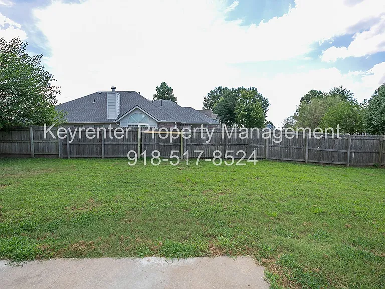 9504 E 99th Pl — Photo 47
