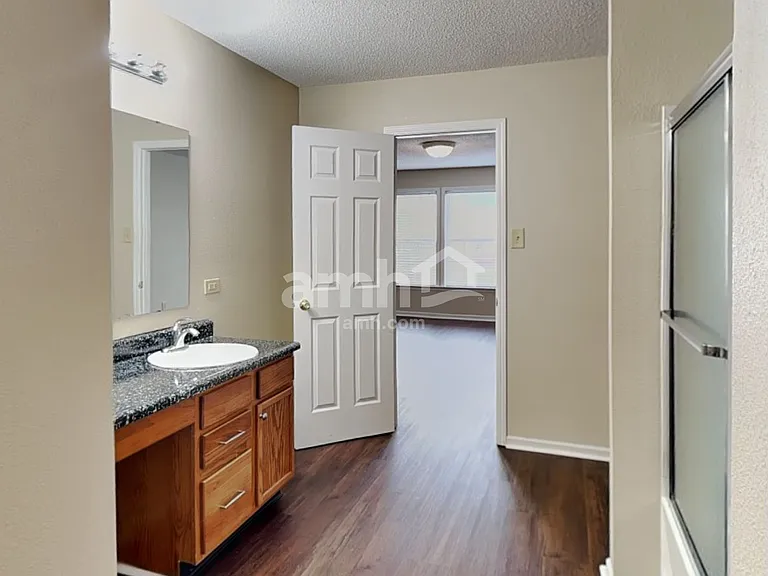 2957 Seasons Dr — Photo 15