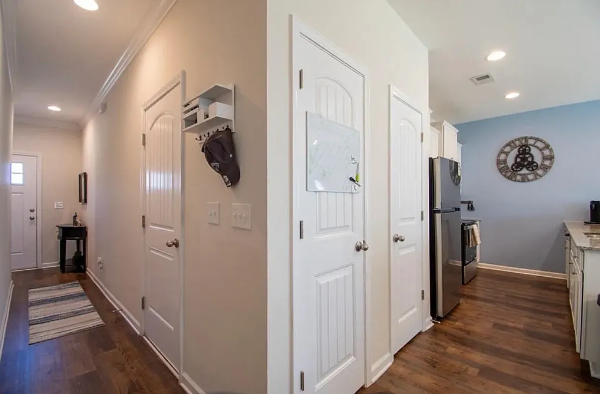 3 bed, 2.5 bath, 1578 sqft, $1,800 — Photo 4