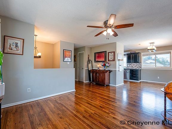 5th image of 7318 Willshire Blvd