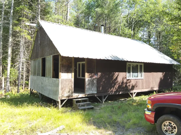 279 East Branch Road, Seboeis Plt, ME 04448