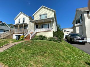 15 E 8th St #1, Duluth, MN 55805