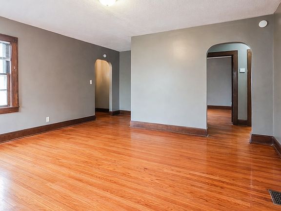 4th image of 3502 Lansing Ave #A