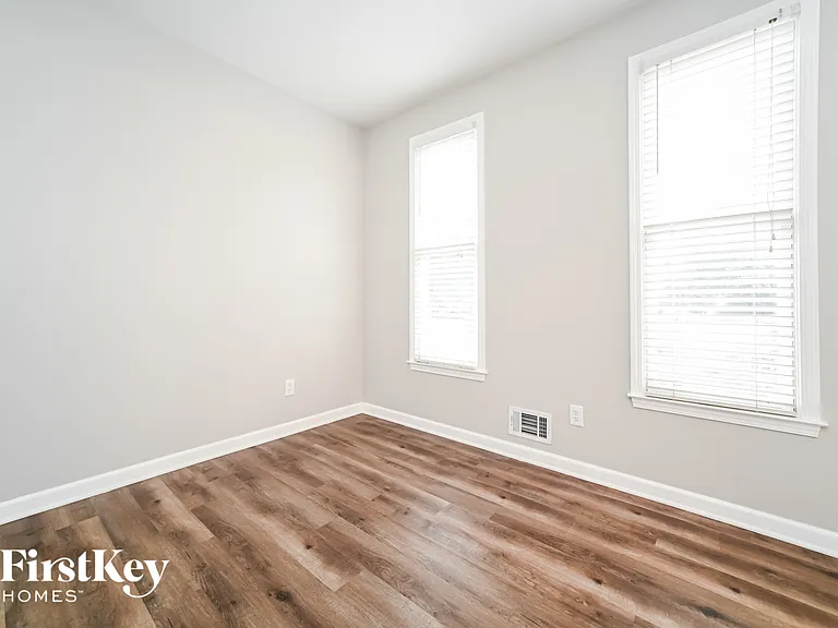 110 Westbrook Way — Photo 12