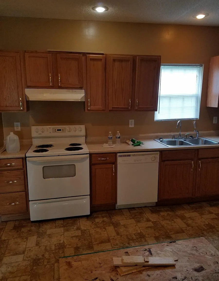 2 bed, 984 sqft, $950 — Photo 3