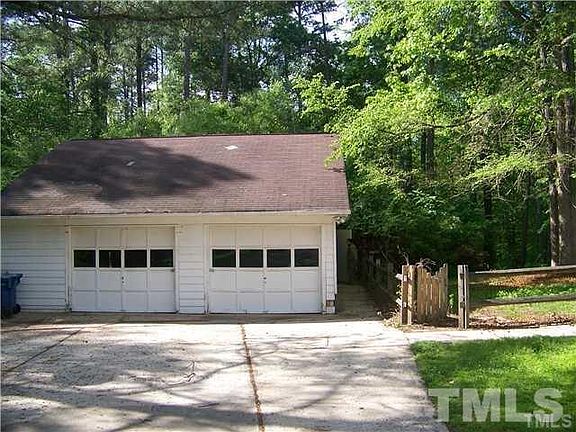 4th image of 4118 Edenton Ln