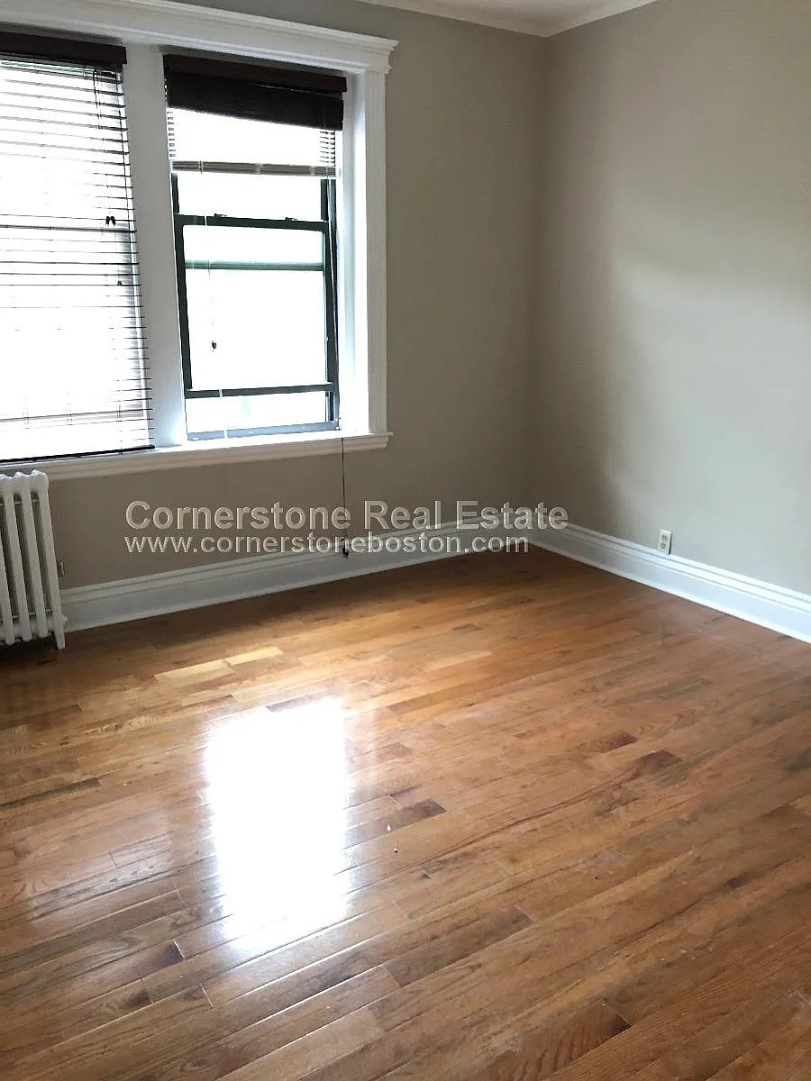 Building Photo - 52 Charlesgate E #173