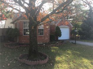 9602 Alexander Ln, Fishers, IN 46038