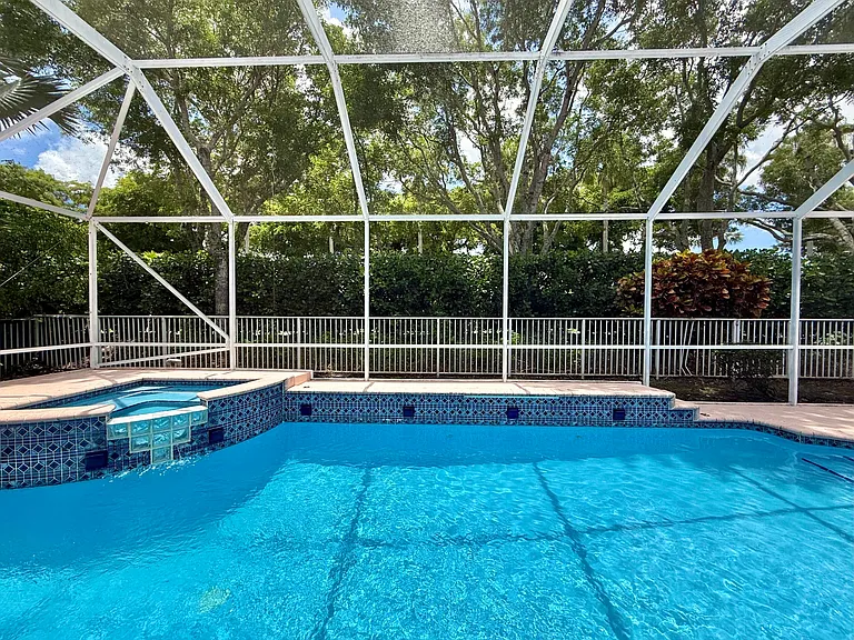12310 Riverfalls Ct — Photo 2