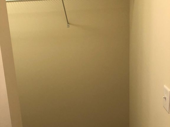 5th image of 120 Twin Creek Way
