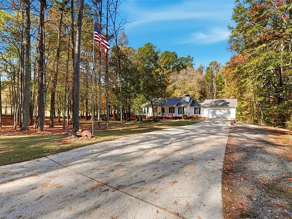 3rd image of 5750 Cook Rd