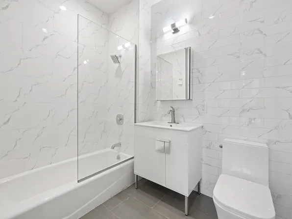 322 East 32nd Street 1A image 7 of 7