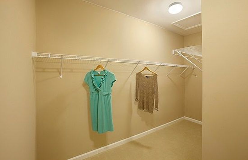 1423 Hudson Cir - Property Image