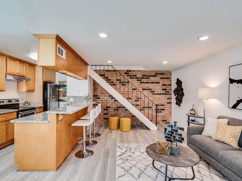 1st image of 2498 Golzio Ct APT 2
