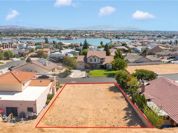 13570 Chinquapin Dr, Victorville, CA 92395