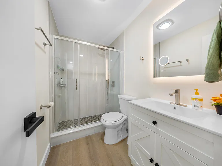 1236 NE 12th Ave #B — Photo 7