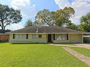 8502 Bob White Dr, Houston, TX 77074