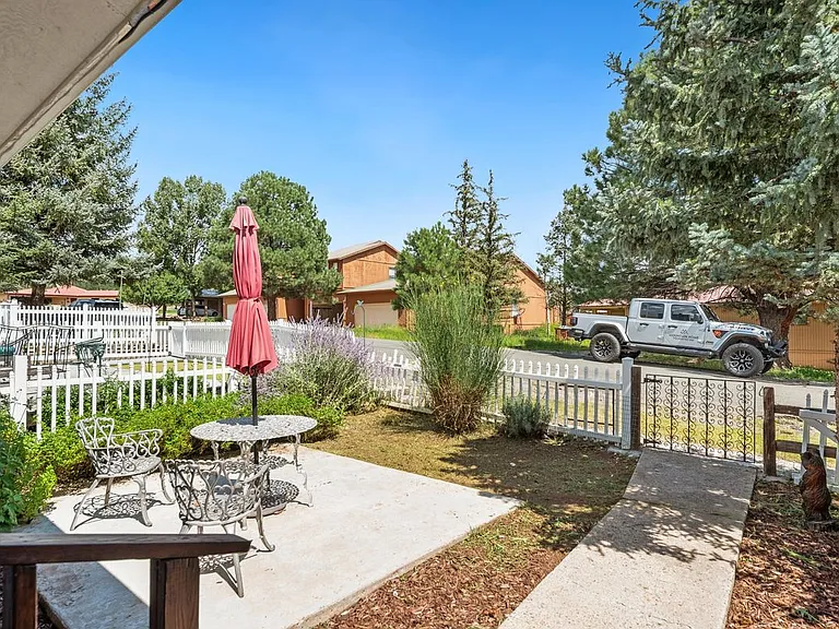 103 Niblic Ct — Photo 21