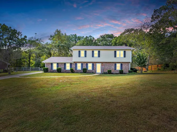 318 Golden Grove Cir, Piedmont, SC 29673
