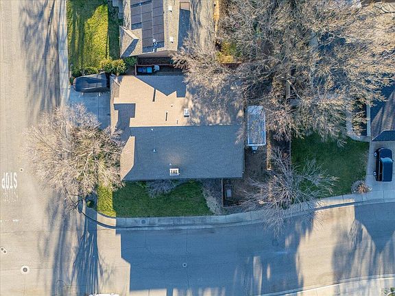 2nd image of 2780 Ganyon Dr