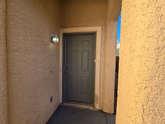 5th image of 5324 Mum Ct
